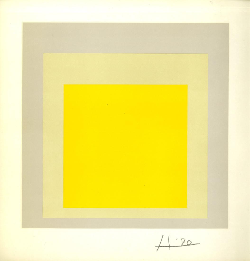 JOSEF ALBERS - Homage to the Square (1 of 1)