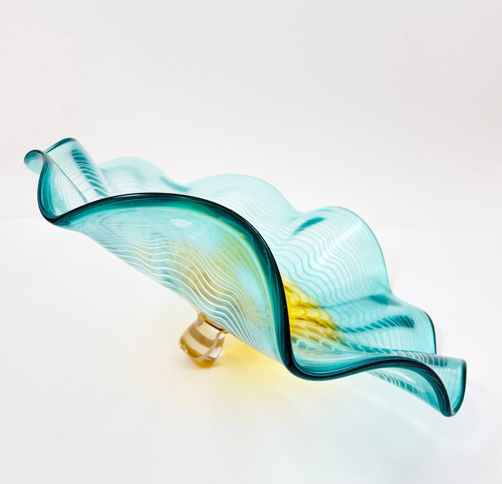 Dale Chihuly - Seaform Glass: Attributed to DALE CHIHULY (B. 1941) Seaform Glass 20 inches Diameter