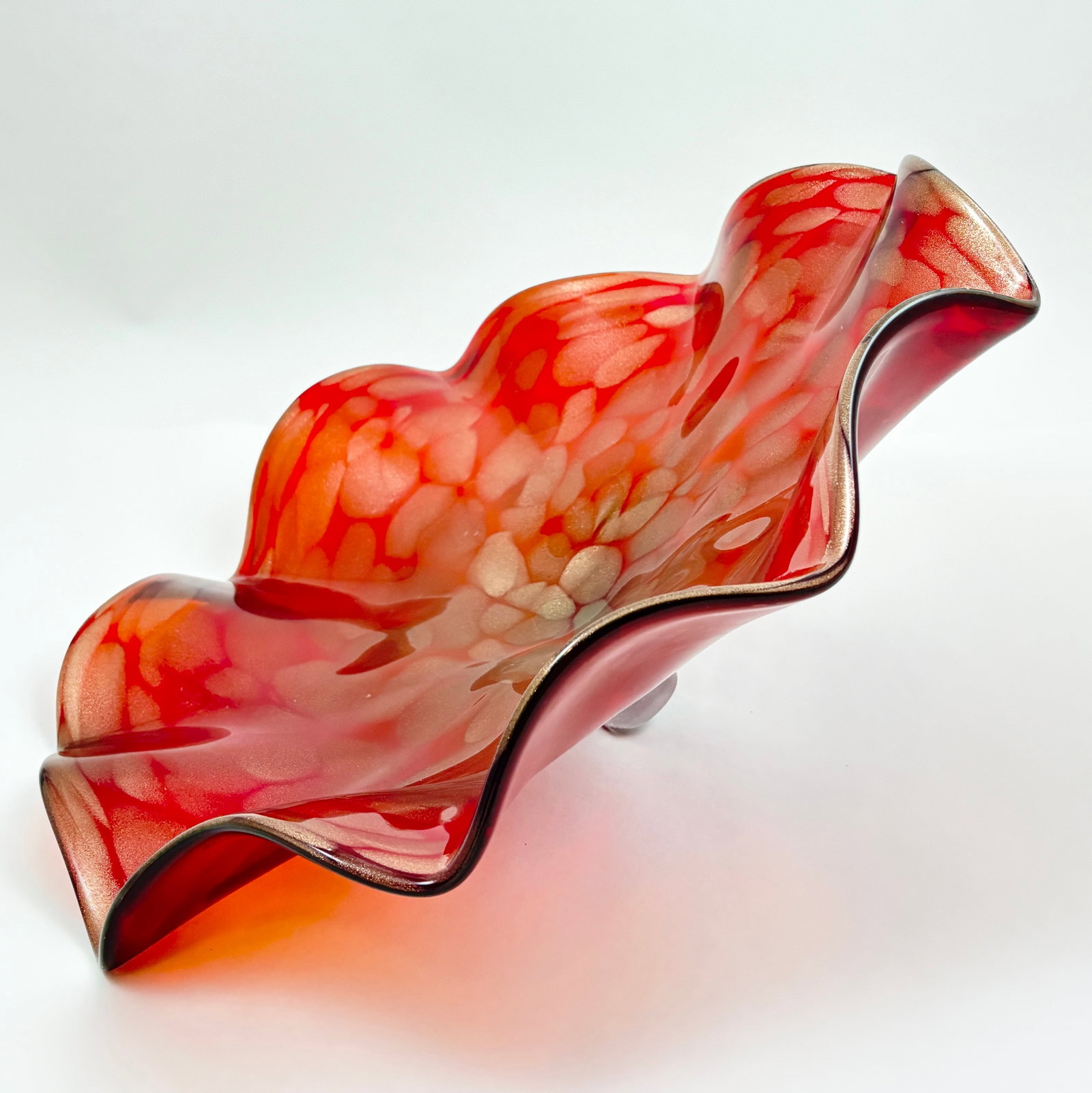 Dale Chihuly - Seaform Glass: Attributed to DALE CHIHULY (B. 1941) Seaform Glass 20 inches Diameter