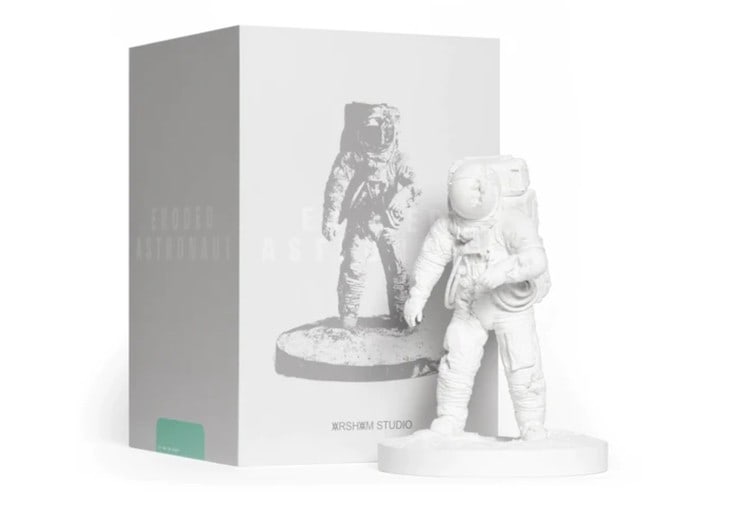 Daniel Arsham - Eroded Astronaut, 2023: DANIEL ARSHAM (B. 1980) Eroded Astronaut, 2023 Sculpture, Comes with Box 153/500 12 Inches Tall