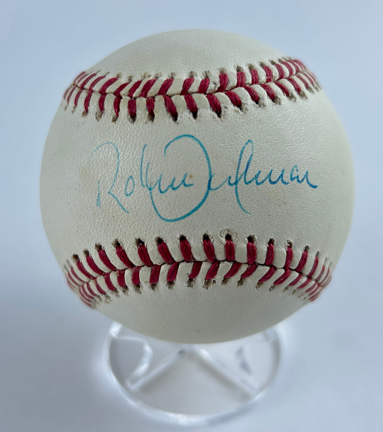 Roberto Alomar - Autographed Baseball, JSA Authenticated (1 of 6)