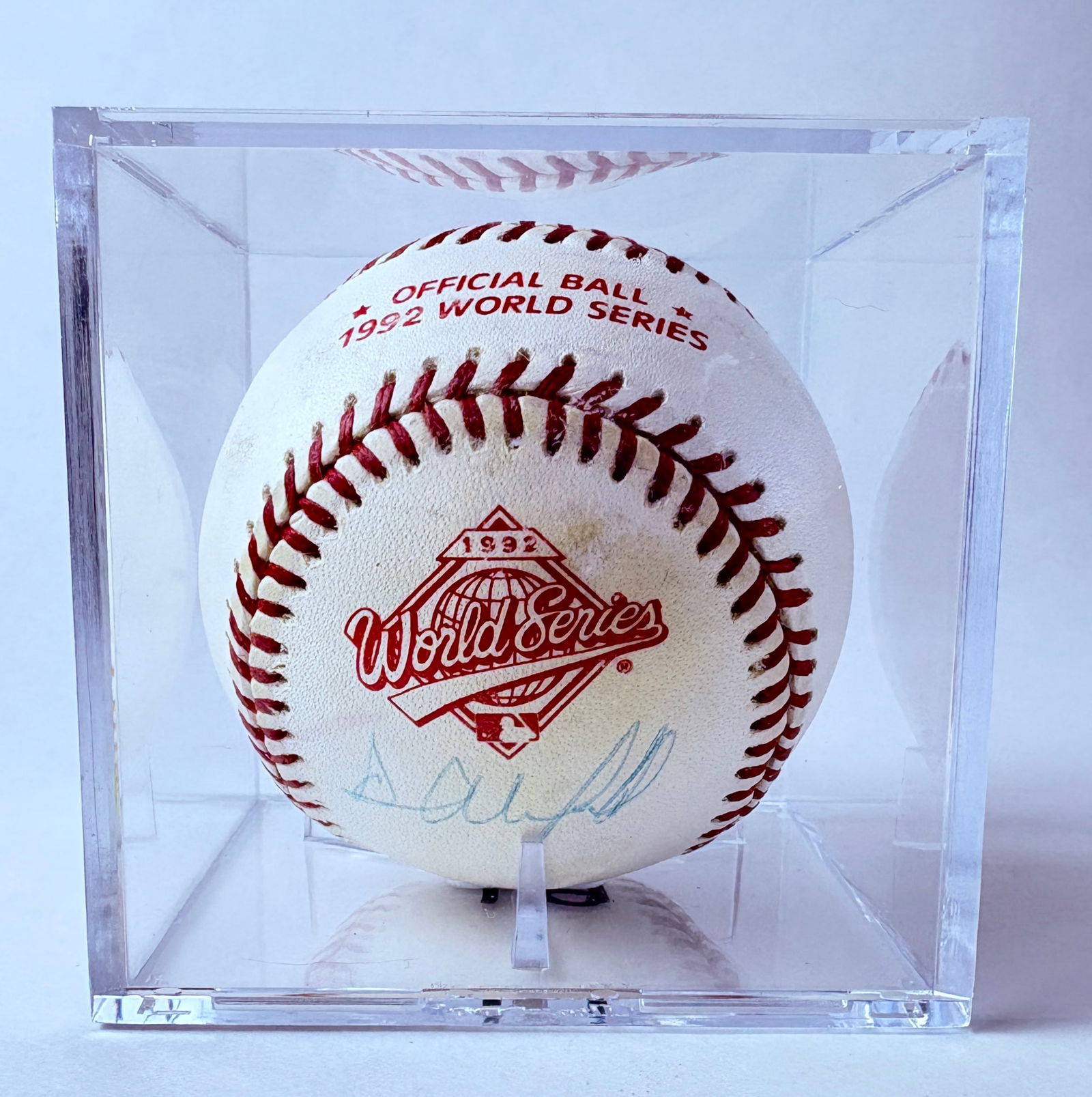 Dave Winfield - Autographed Baseball, JSA Authenticated (1992 World Series Ball) (1 of 7)
