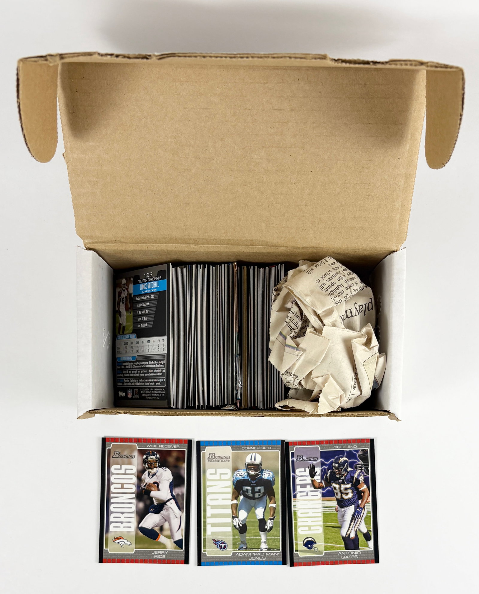 Lot of Bowman NFL Cards (Darren Sproles Rookie Card, Jerry Rice, McNabb, Etc): Lot of Bowman NFL Cards Names Include a rookie Darren Sproles Card, Jerry Rice, Donovan McNabb, Antonio Gates, Etc PLEASE NOTE : We have not inspected all the cards in the lot and have only listed the