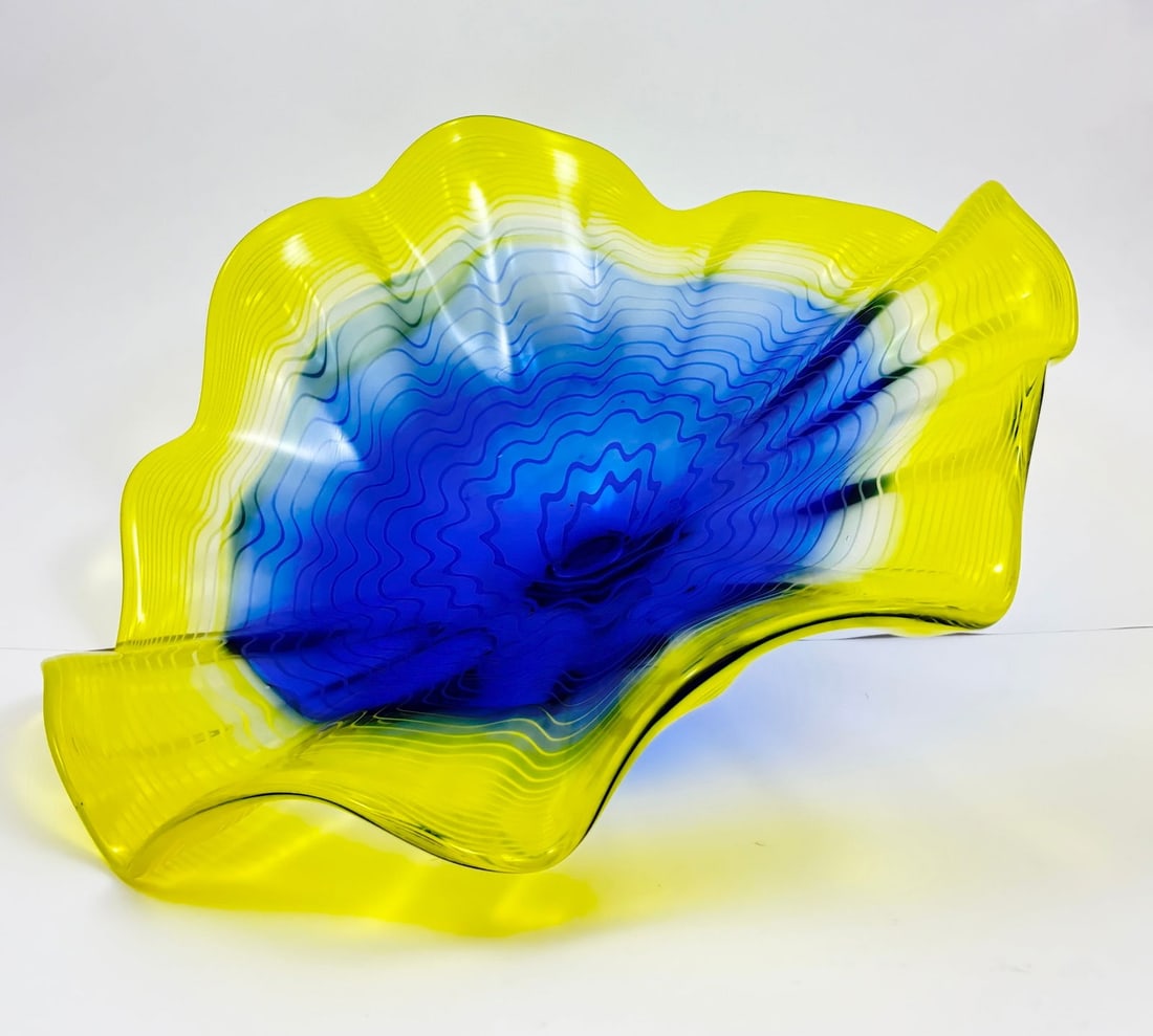 Dale Chihuly - Three Seaform Glasses, Attributed: ATTRIBUTED TO DALE CHIHULY (B. 1941) Grouping of Three Seaform Glasses This stunning grouping of three seaform glasses, attributed to renowned artist Dale Chihuly, showcases his mastery of blown glass
