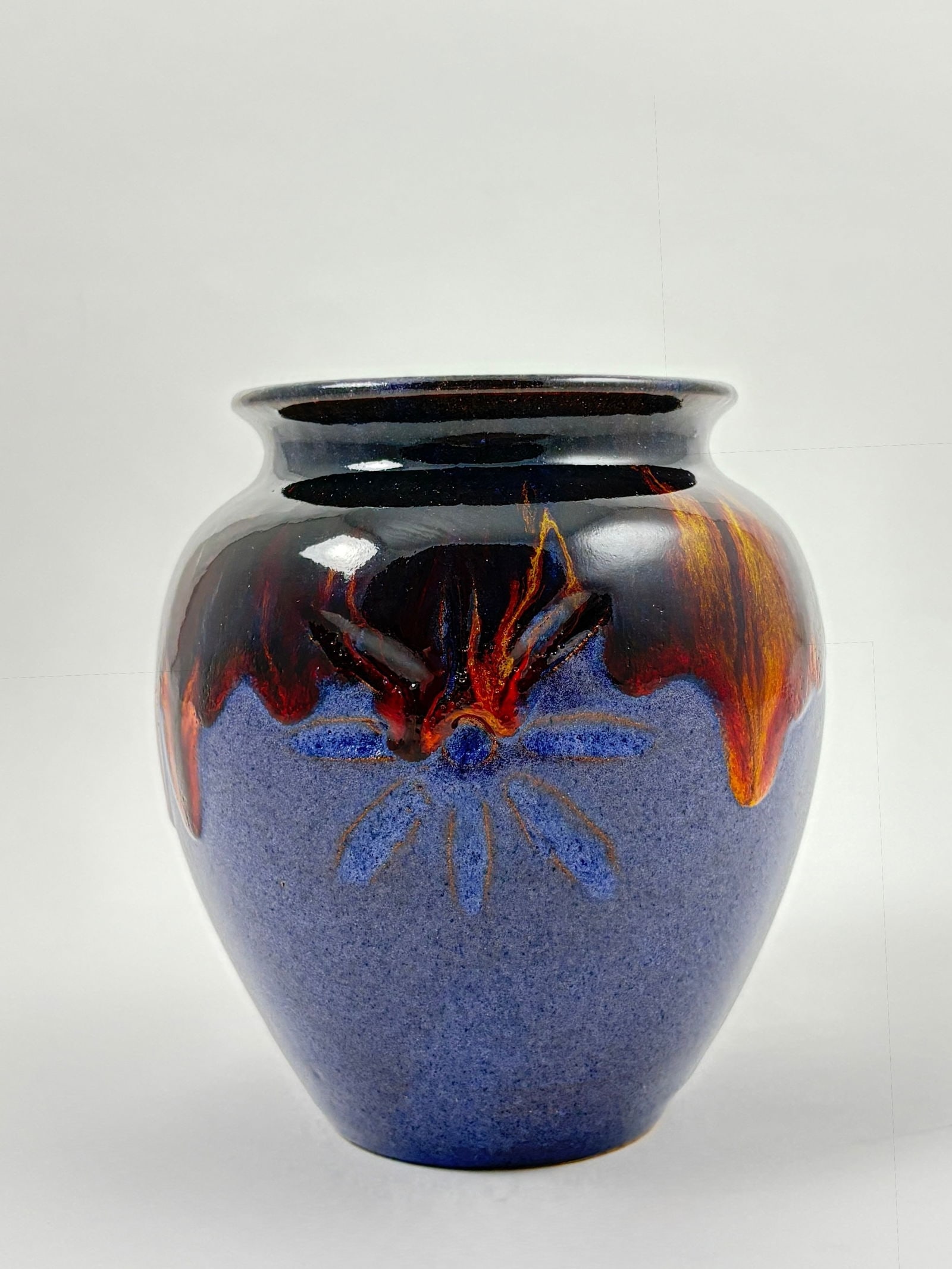 Roger Corn Pottery Vase (1 of 9)