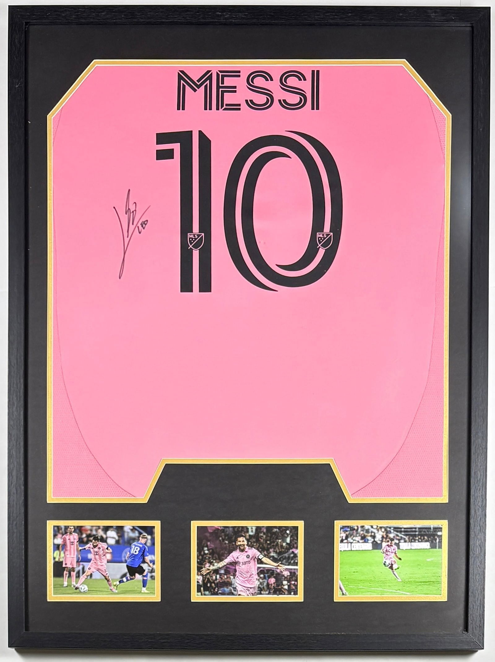 Lionel Messi, Signed Inter Miami Jersey, Framed with COA (1 of 9)