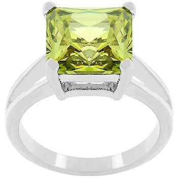 Elegant Princess Cut 5.50ct Peridot Solitaire Ring (1 of 2)