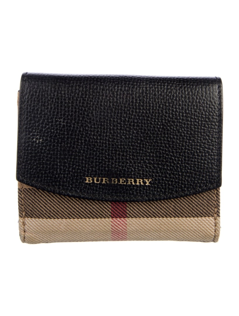 Burberry Neutrals Canvas Nova Check Snap Wallet: Condition is very good, pre-owned. Details: neutrals canvas, nova check pattern, gold-tone hardware, leather trim, single exterior pocket, leather lining & single interior pocket with card slots, snap