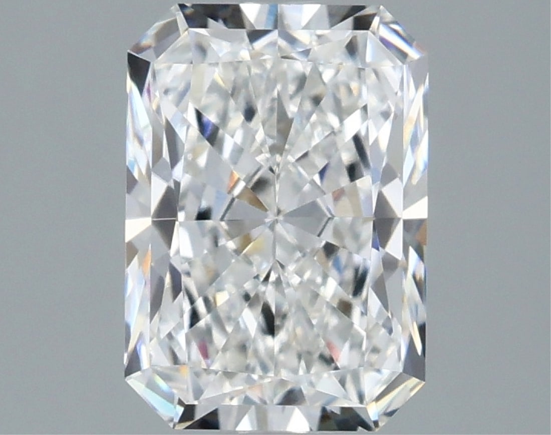 Igi Certified Radiant Cut 1.66ct Vvs2 Lab Diamond: This igi-certified lab-grown radiant-cut diamond weighs 1. 66 carats and boasts an f color grade with vvs2 clarity. It features excellent polish and excellent symmetry with no fluorescence, ensuring a