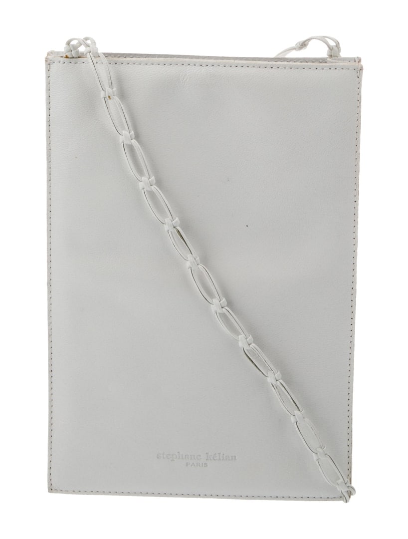 Stephane Kelian White Leather Gold-tone Shldr Bag: Condition is very good, pre-owned. Details: white leather, silver-tone hardware, single shoulder strap, suede lining, snap closure at top, includes box & dust bag, shoulder strap drop: 19. 5", height: