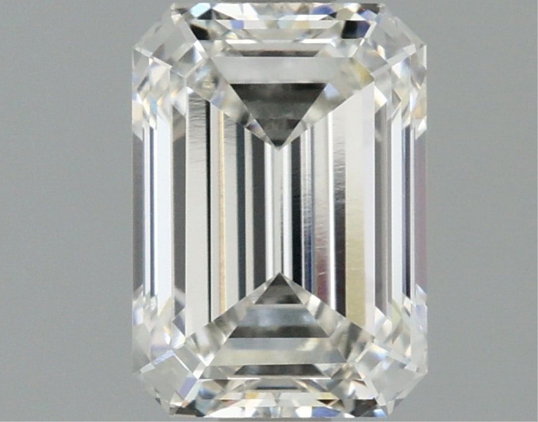 Igi Certified Emerald Cut 1.59ct Vvs2 Lab Diamond: This igi-certified lab-grown emerald-cut diamond weighs 1. 59 carats. It features g color grade and vvs2 clarity, with excellent polish and excellent symmetry with no fluorescence. The diamond measure