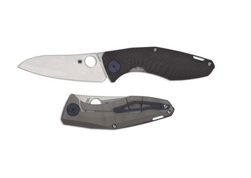 Spyderco Drunken Tumbled Finish Folding Knife: It seamlessly blends artistic design and unmatched craftsmanship with practical functionality, featuring a titanium scale on one side and a solid carbon fiber scale with nested stainless steel liner o