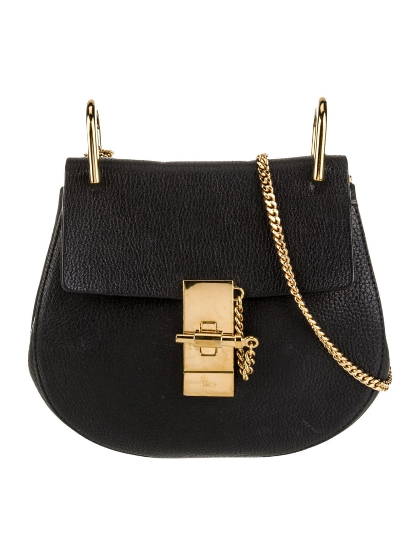 Chloe Black Leather Chain-link Crossbody Bag: Condition is: good, pre-owned. Details: black leather, gold-tone hardware, chain-link shoulder strap, chain-link accents, suede lining & single interior pocket, flap closure at front, shoulder strap d