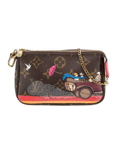 Louis Vuitton Pochette Acc Mini Crossbody Bag: Condition is: very good, pre-owned. Details: from the 2015 collection, brown coated canvas, lv monogram, brass hardware, chain-link handle, leather trim embellishment, canvas lining, zip closure at to