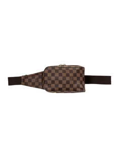 Louis Vuitton Damier Ebene Vintage Brown Belt Bag: Condition is very good, pre-owned. Details: from the 2004 collection, vintage, brown coated canvas, damier ebene pattern, brass hardware, leather trim, adjustable waist strap, leather trim embellishme