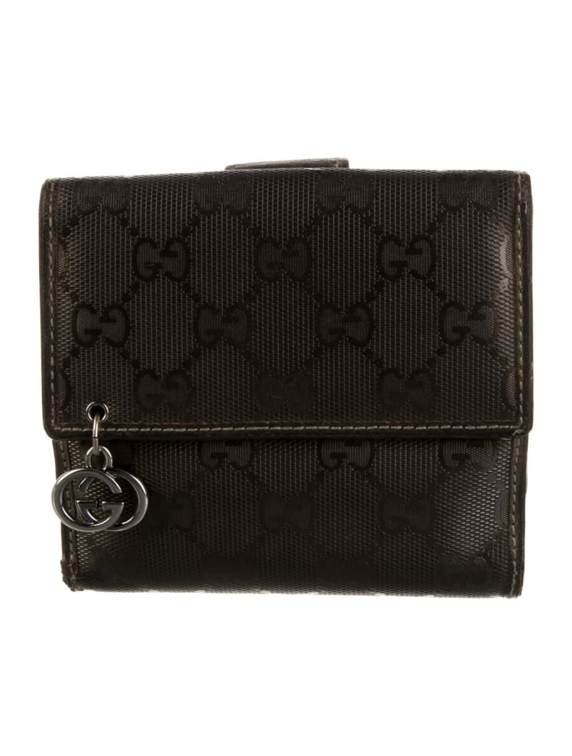 Gucci Gold Gg Imprime Snap Closure Wallet: Condition is: very good, pre-owned. Details: by alessandro michele, gold, gg imprime, silver-tone hardware, single exterior pocket, leather lining & four interior pockets with card slots, snap closure