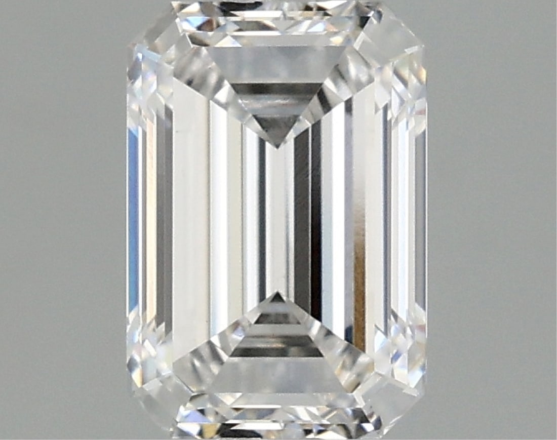 Igi Certified Emerald Cut 1.48ct Vs1 Lab Diamond (1 of 2)