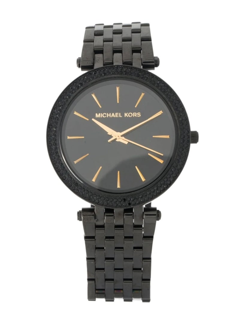 Michael Kors Darci Blk Dial Qtz Women's 39mm: Condition is good, pre-owned. Details: black dial, deployant clasp, fits a wrist size of 6. 5" or smaller, collection: darci, serial number: 11****, movement: quartz, case shape: round, case material: