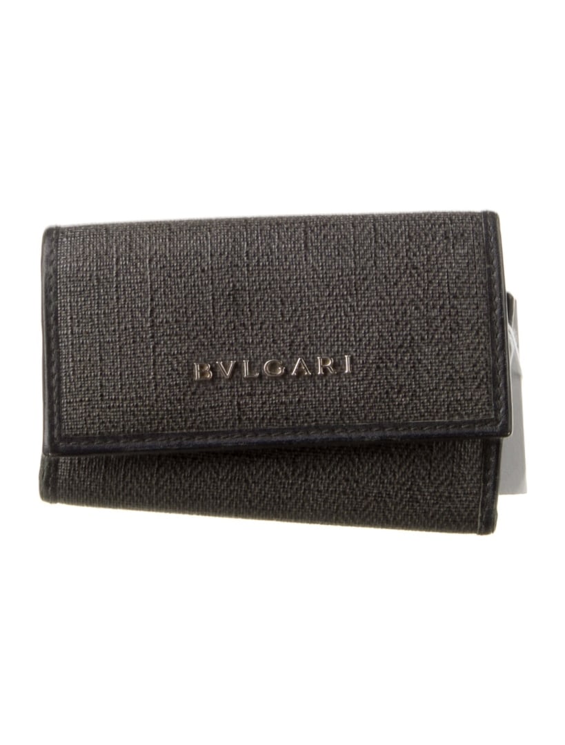 Bvlgari Grey Silver-tone Hdw Snap Card Holder: Condition is: very good, pre-owned. Details: grey, silver-tone hardware, leather lining & single interior pocket, snap closure, height: 2. 75", width: 4. 25", depth: 0. 75", gender: women. Condition: