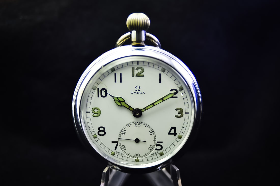 Omega British Military Issue WW2 Pocket Watch c.1940 GSTP Y20658 (1 of 2)