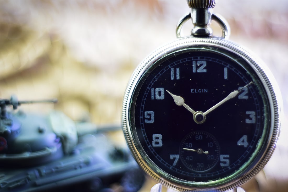 Elgin WW2 1941 Military Pocket Watch Manual Wind Military Mark On Case/Movement Arabic Numerals (1 of 3)