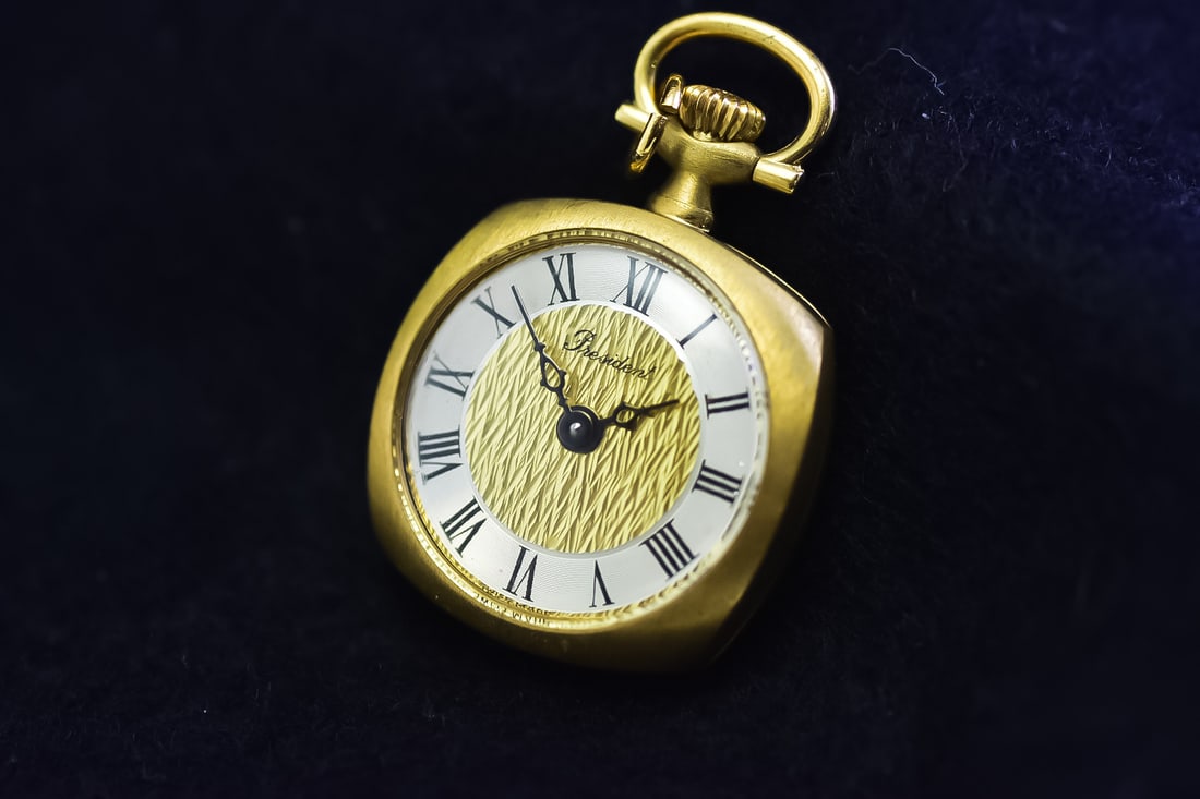 Ladies Pendant President Pocket Watch Gold Mechanical Wind (1 of 2)