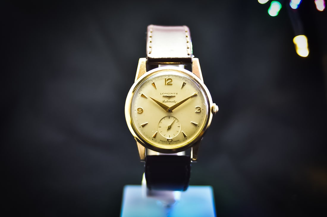 Longines Automatic Gents 9ct Gold Wrist Watch c.1956: Longines Automatic Gents 9ct Gold Wrist Watch c.1956 
