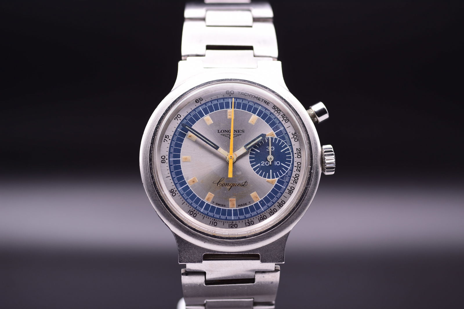 Longines Conquest Chronograph Munich Olympic Games 8612 1970's Men's Wristwatch Monopusher Watch: Longines Conquest Chronograph Munich Olympic Games 8612 1970's Men's Wristwatch Monopusher Watch This Longines Conquest reference 8612 presents a rare opportunity for discerning collectors. Produced c