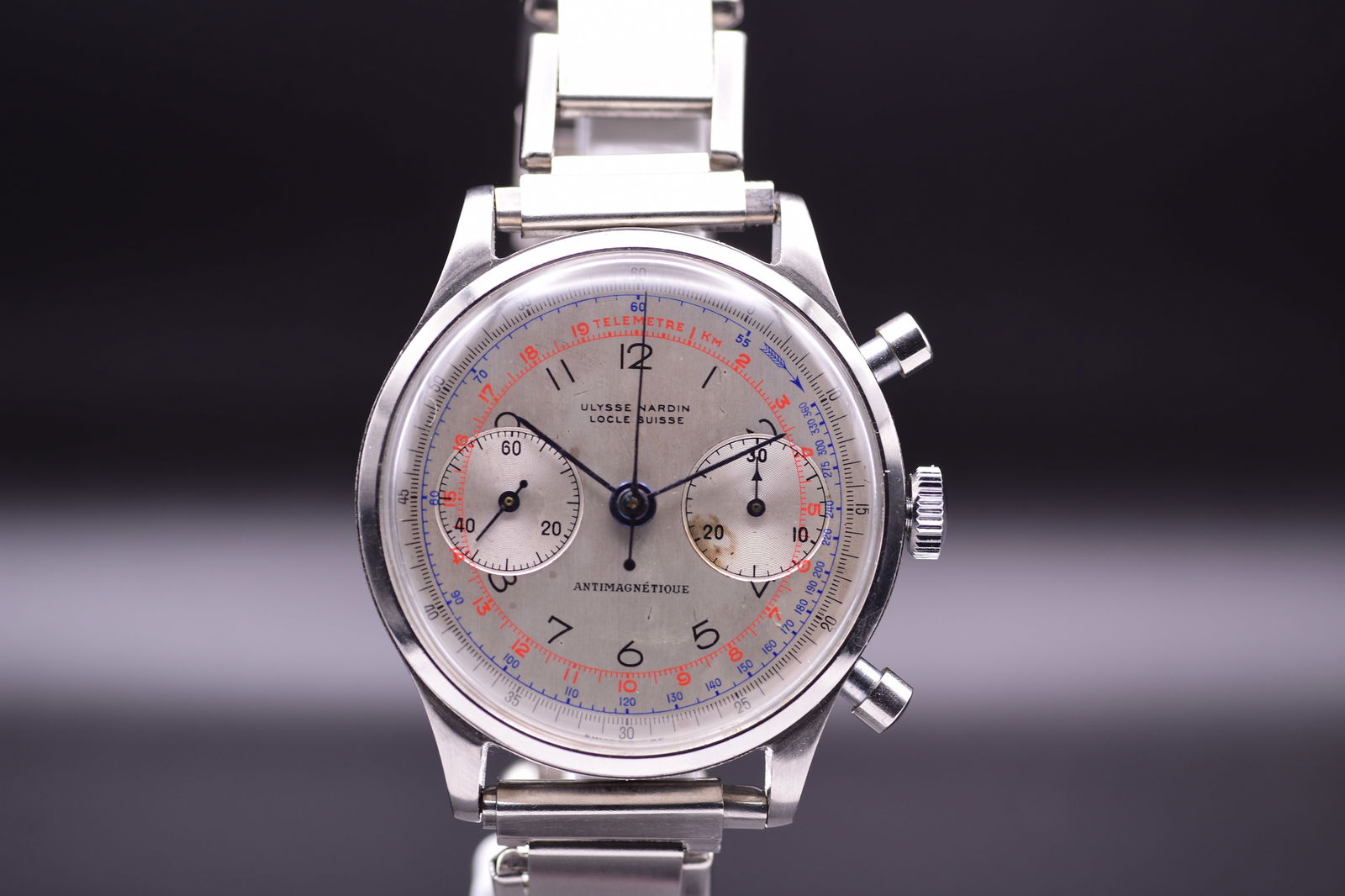Ulysse Nardin 'Jumbo' "LOCLE SUISSE", 'Cornes de Vaches' Bi-Compax Chronograph Highly Important Rare (1 of 5)
