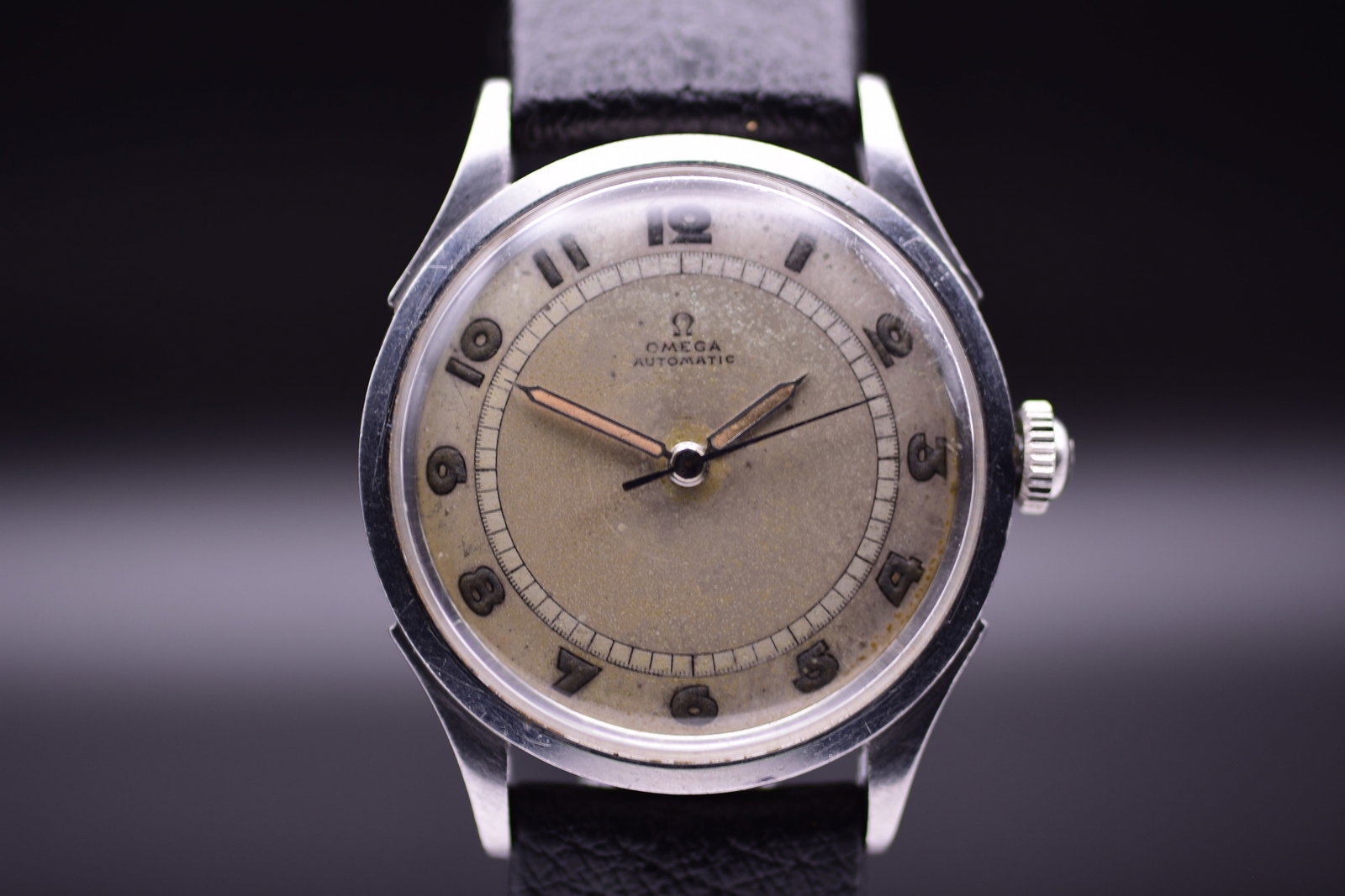 Omega Ref. 2420-1 Automatic Bumper Movement Wristwatch 1944 Unique Sector Dial & Patina (1 of 6)