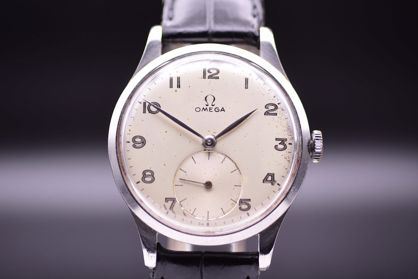 Omega Jumbo Oversized Ref. 2609-16 B Stainless Steel Dress Watch 1945 (1 of 8)