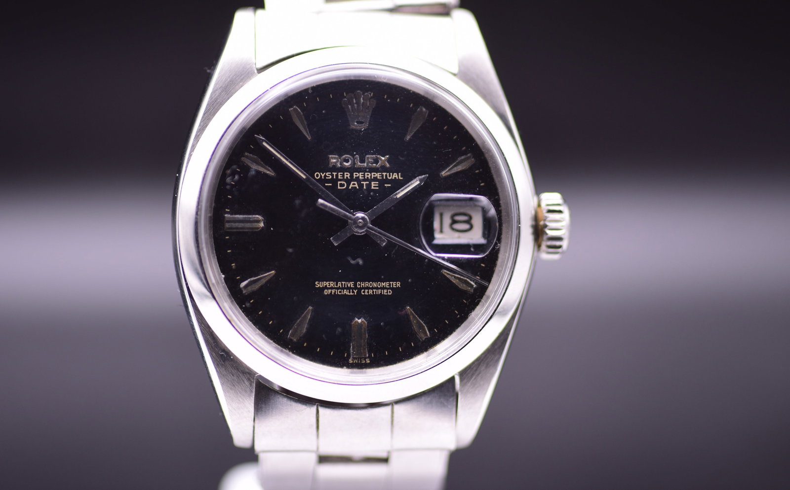 Rolex Oyster Perpetual 1500 Date Gilt Black Dial 1980 Riveted Bracelet with Papers (1 of 7)