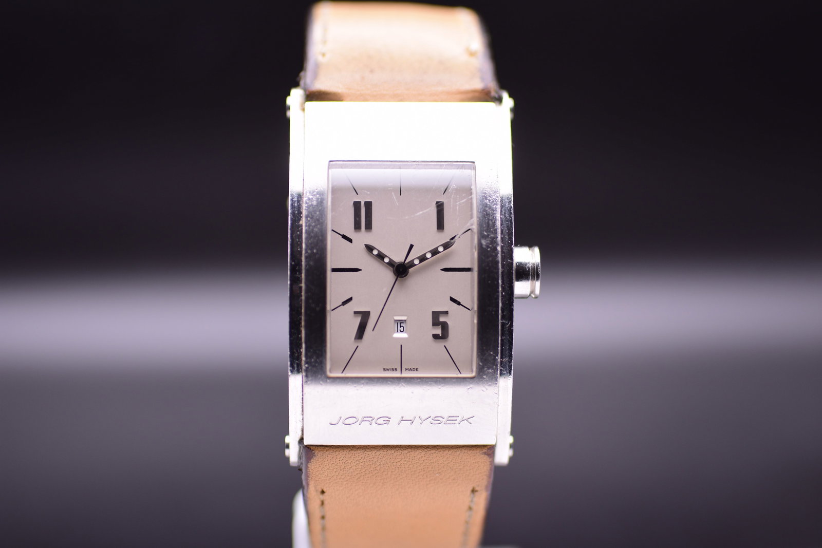 Jorg Hysek Kilada Curved Stainless Steel Automatic Watch Ref. 9012 c.2005: Jorg Hysek Kilada Curved Stainless Steel Automatic Watch Ref. 9012 c.2005Jorg Hysek Kilada mechanical automatic wristwatch, dating to the early 2000s. Designed by the iconic watch architect Jorg Hysek