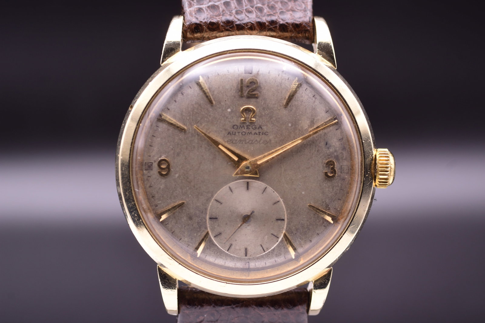 Omega Bumper Automatic Ref. 6266, 14k Gold Filled, Cal. 342, c.1950. (1 of 6)