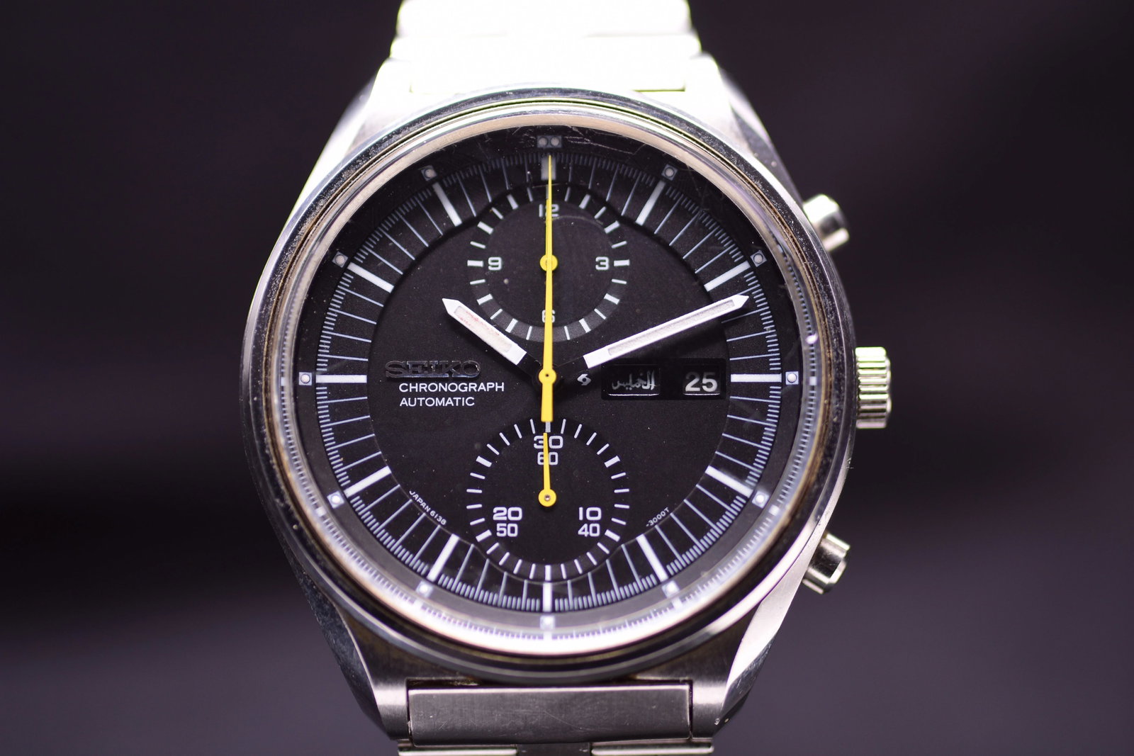 Seiko Chronograph Automatic Jumbo 6138 3002 Matte Black Dial English Arabic Day Date 1977 (1 of 7)