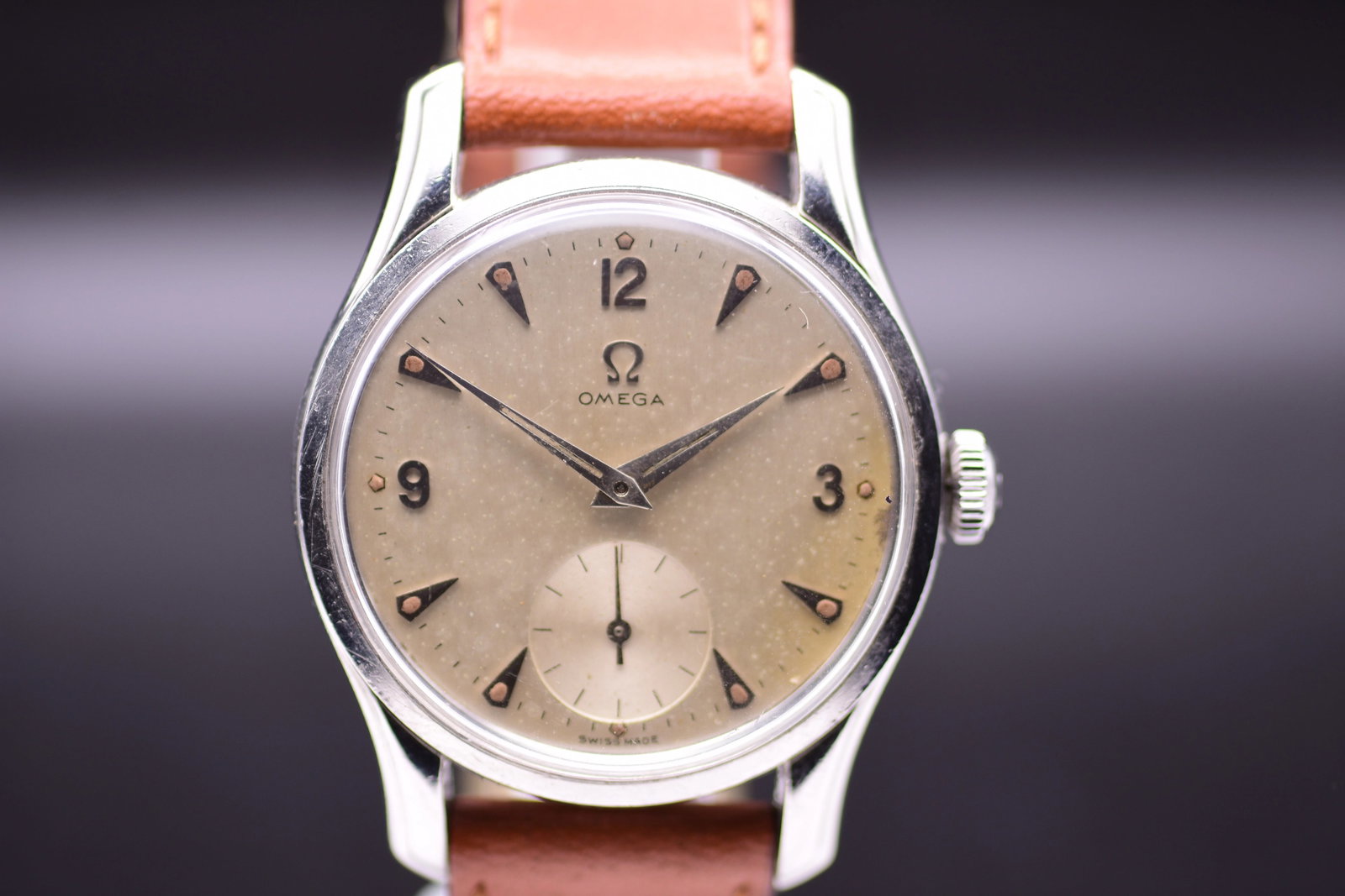 Omega Dress Watch 2488 7 Pale Silver Cream Patina Dial Stepped Lugs 1951: #REF!