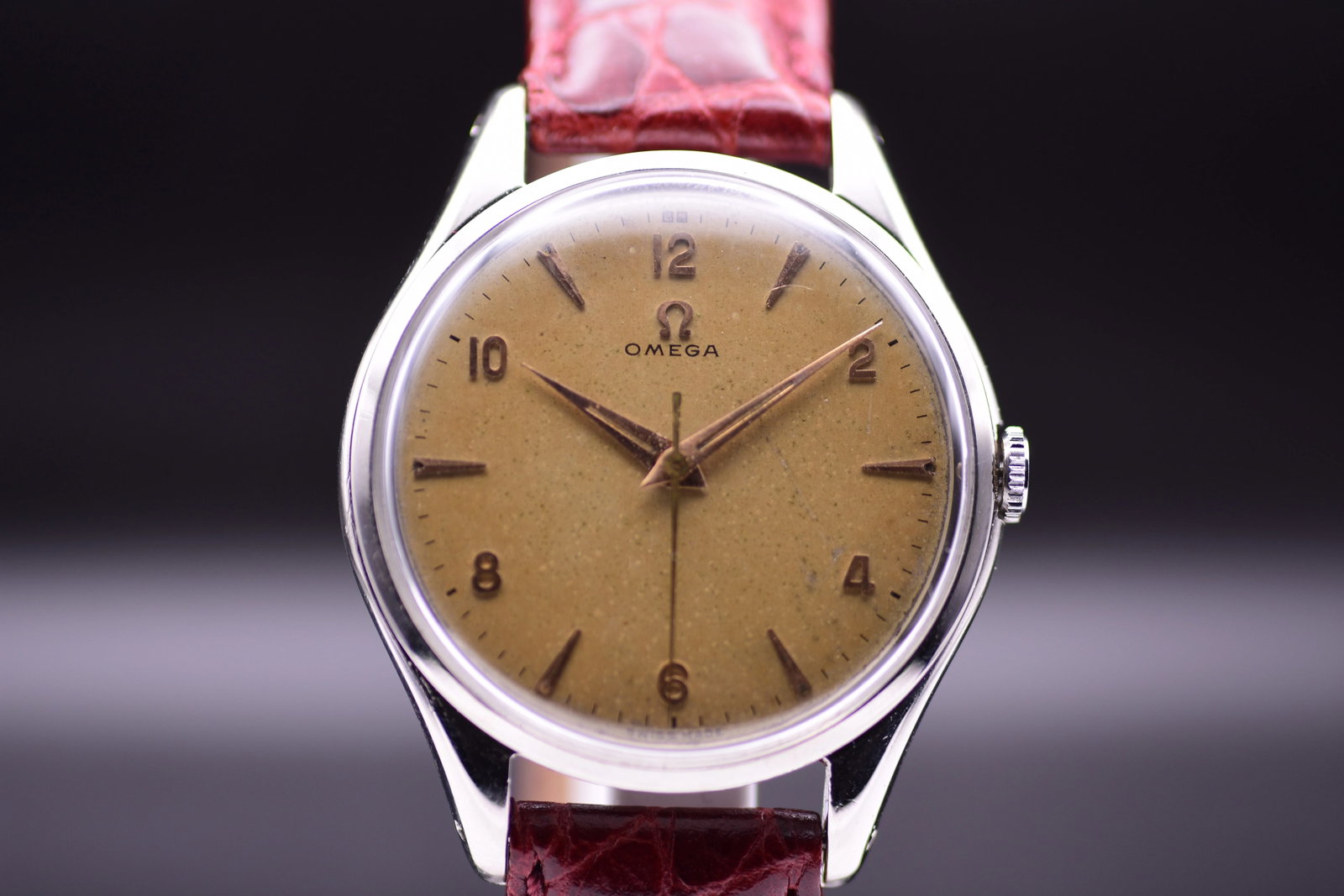 Omega Jumbo Dress Watch 2506-10 1950 Honeycomb Dial (1 of 5)