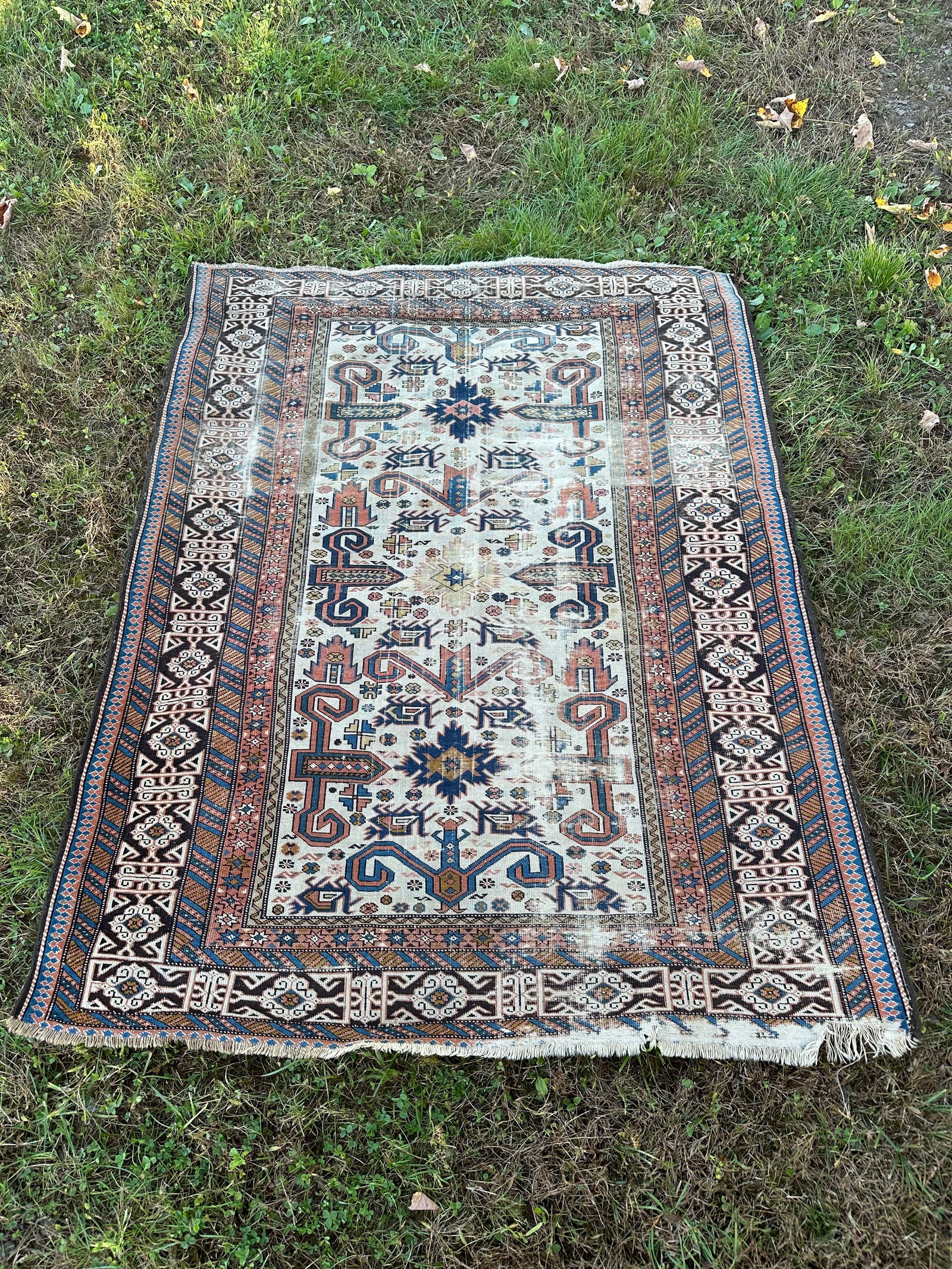Shirvan Oriental Rug - Circa 1890s - Ivory Field with Perepedil Design - Kufic Border (1 of 9)