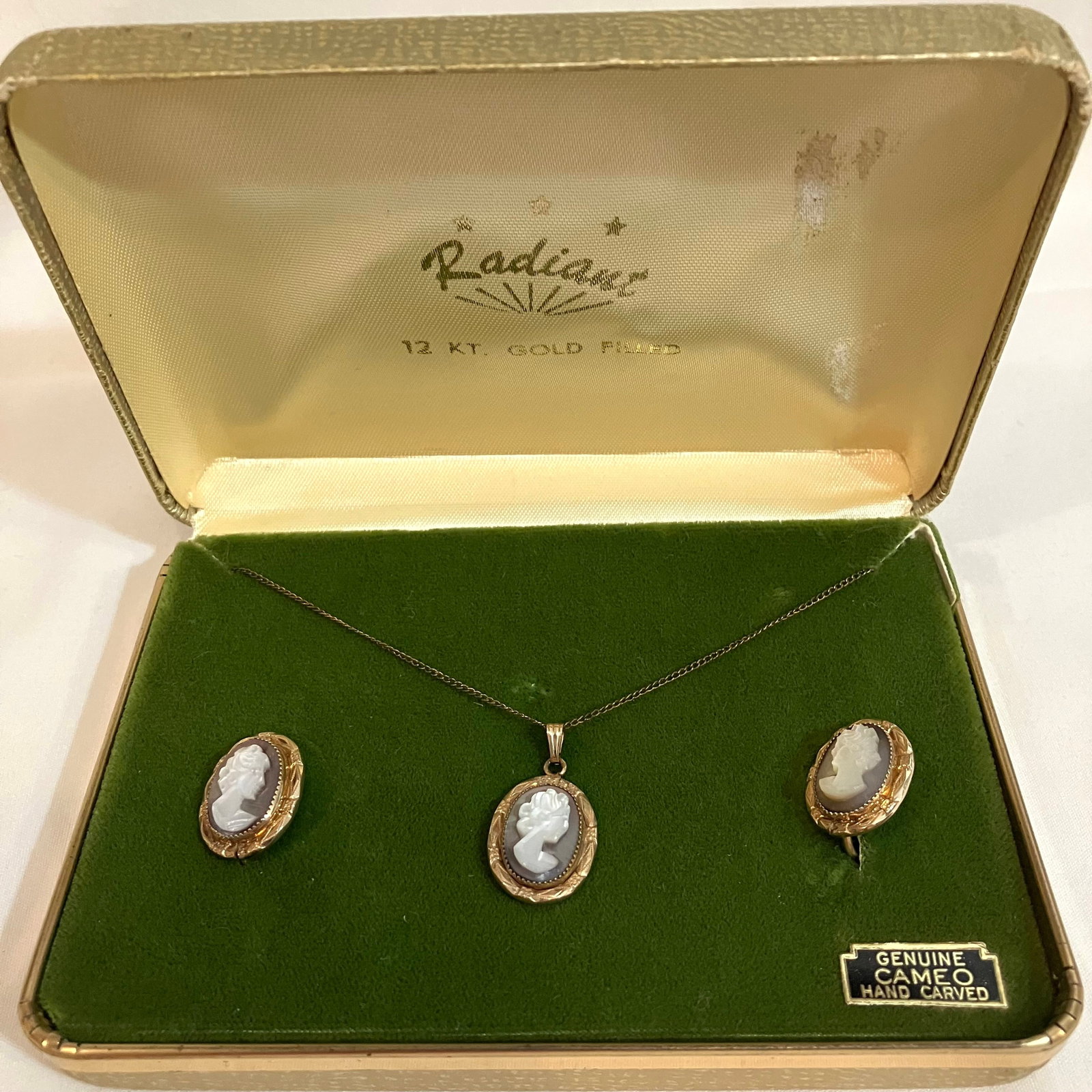 Vintage Radiant Cameo Set - Gold Filled - in Original Case: Vintage Radiant Cameo Set - Gold Filled - in Original Case