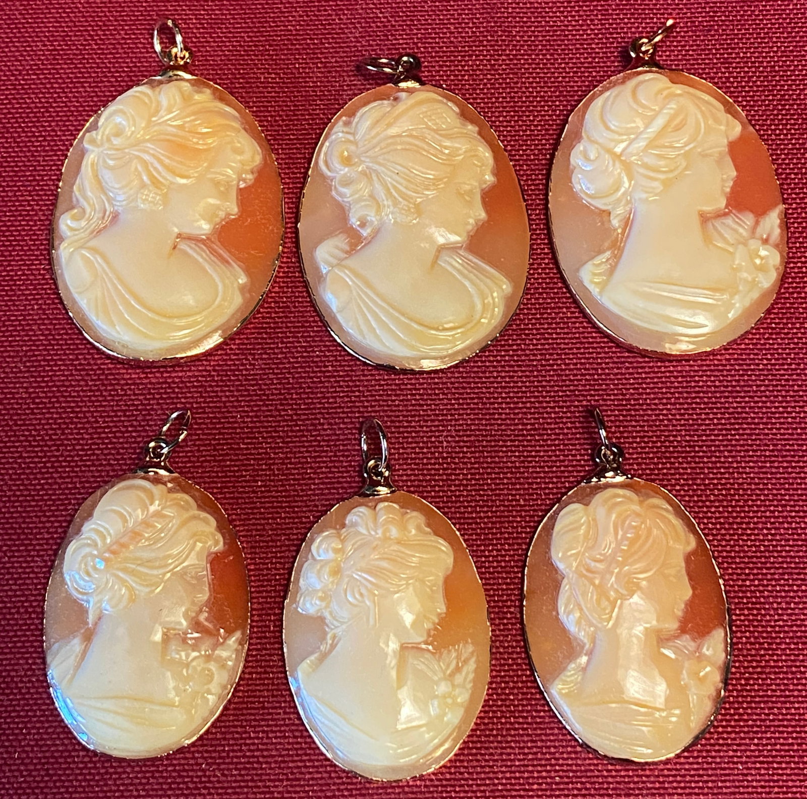 Six Real Shell Cameo Pendants: Six Real Shell Cameo Pendants
