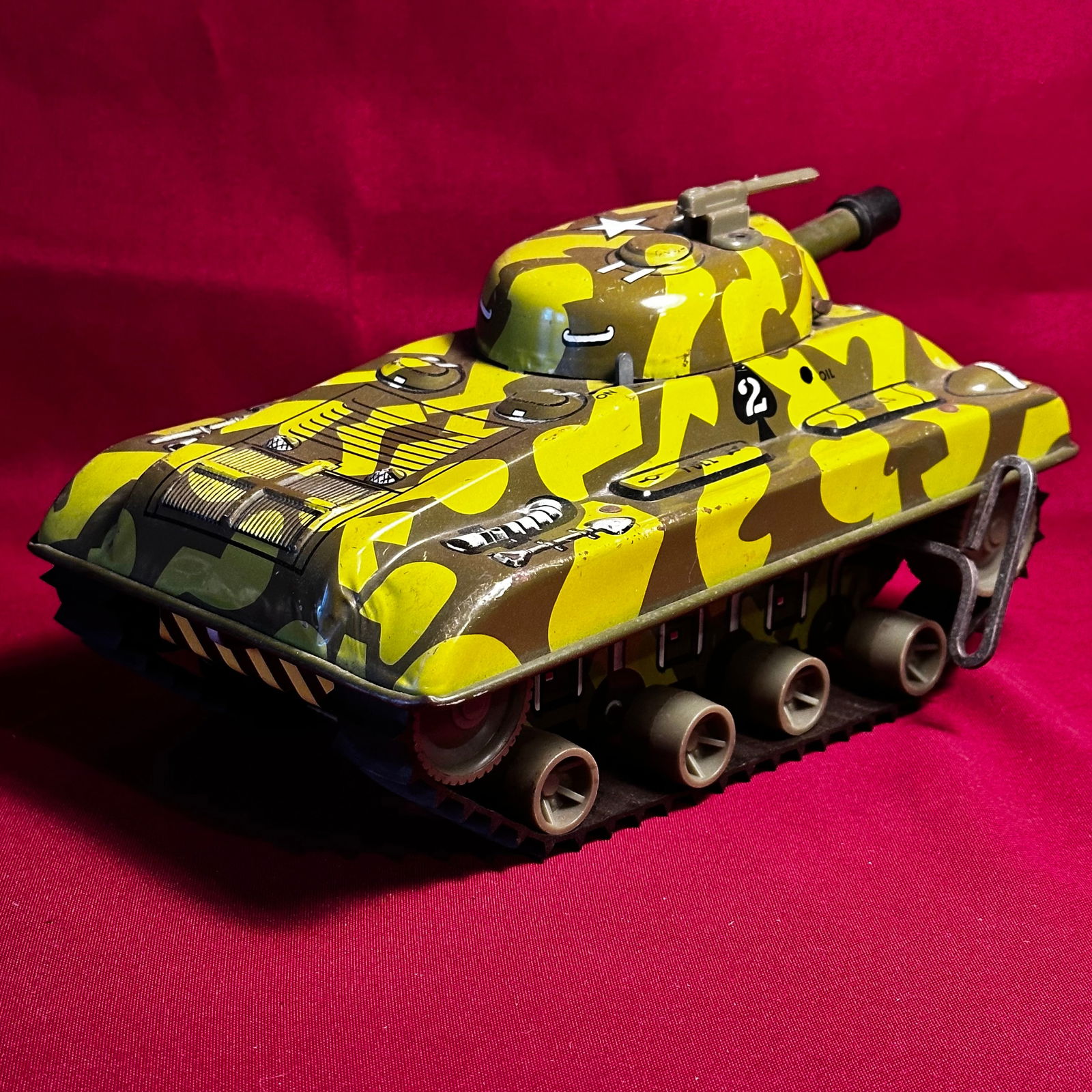 Marx Tin Litho Toy Tank (1 of 6)