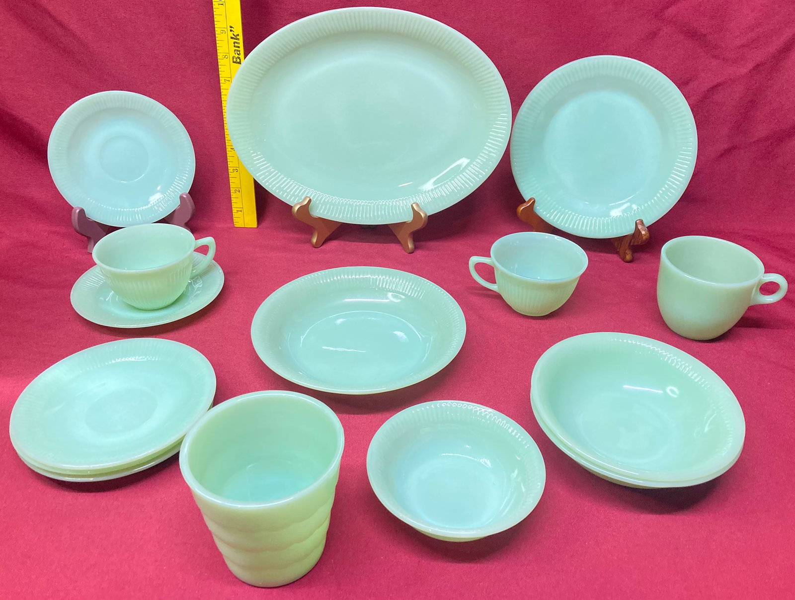 Fifteen Pieces of Older Jadeite Serveware: Fifteen Pieces of Older Jadeite Serveware
