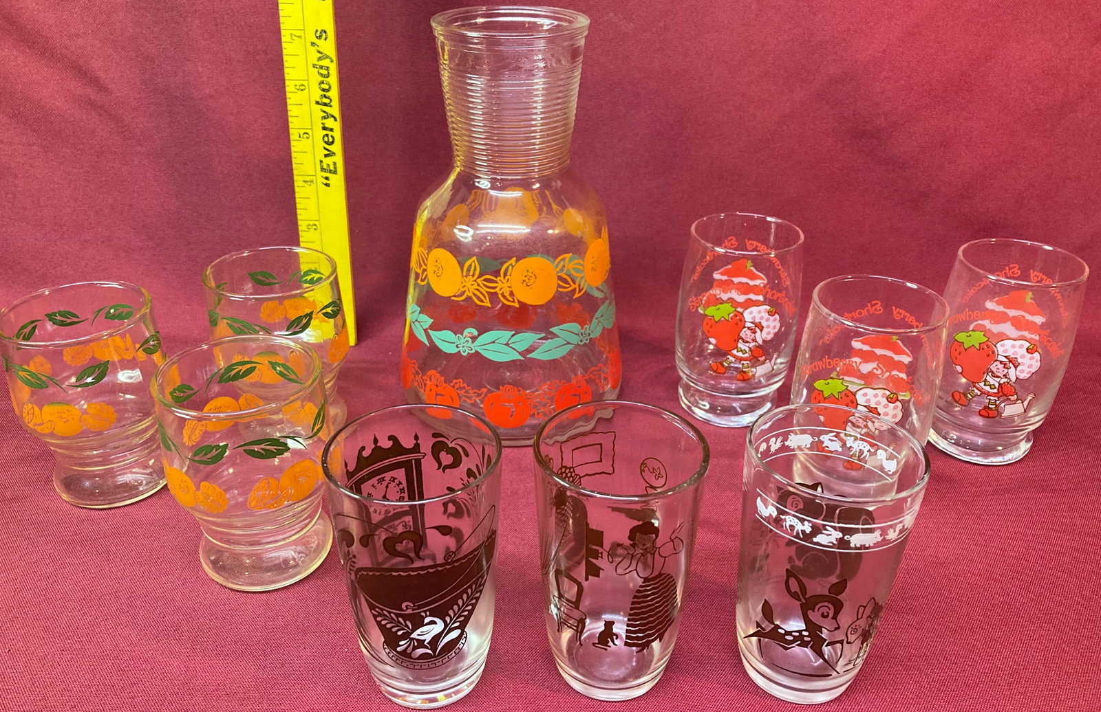 Ten Pieces Vintage Juice Pitcher with Juice Glasses & Other Glass Sets: Ten Pieces Vintage Juice Pitcher with Juice Glasses & Other Glass Sets