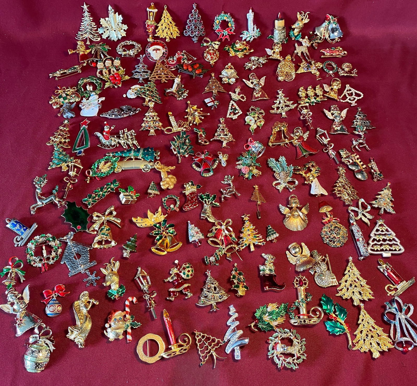 Over 100 Christmas Holiday Pins (1 of 8)