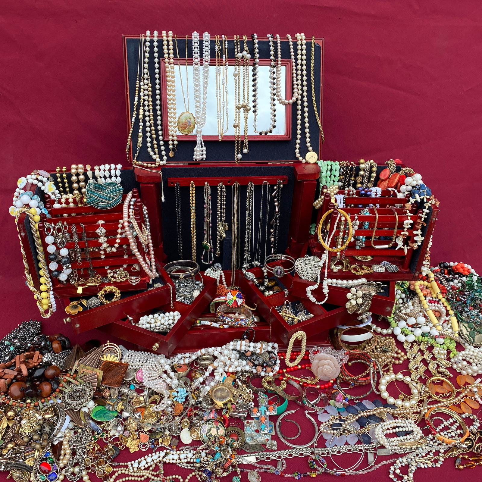 Older, Vintage, and Costume Jewelry with Jewelry Boxes: Older, Vintage, and Costume Jewelry with Jewelry Boxes