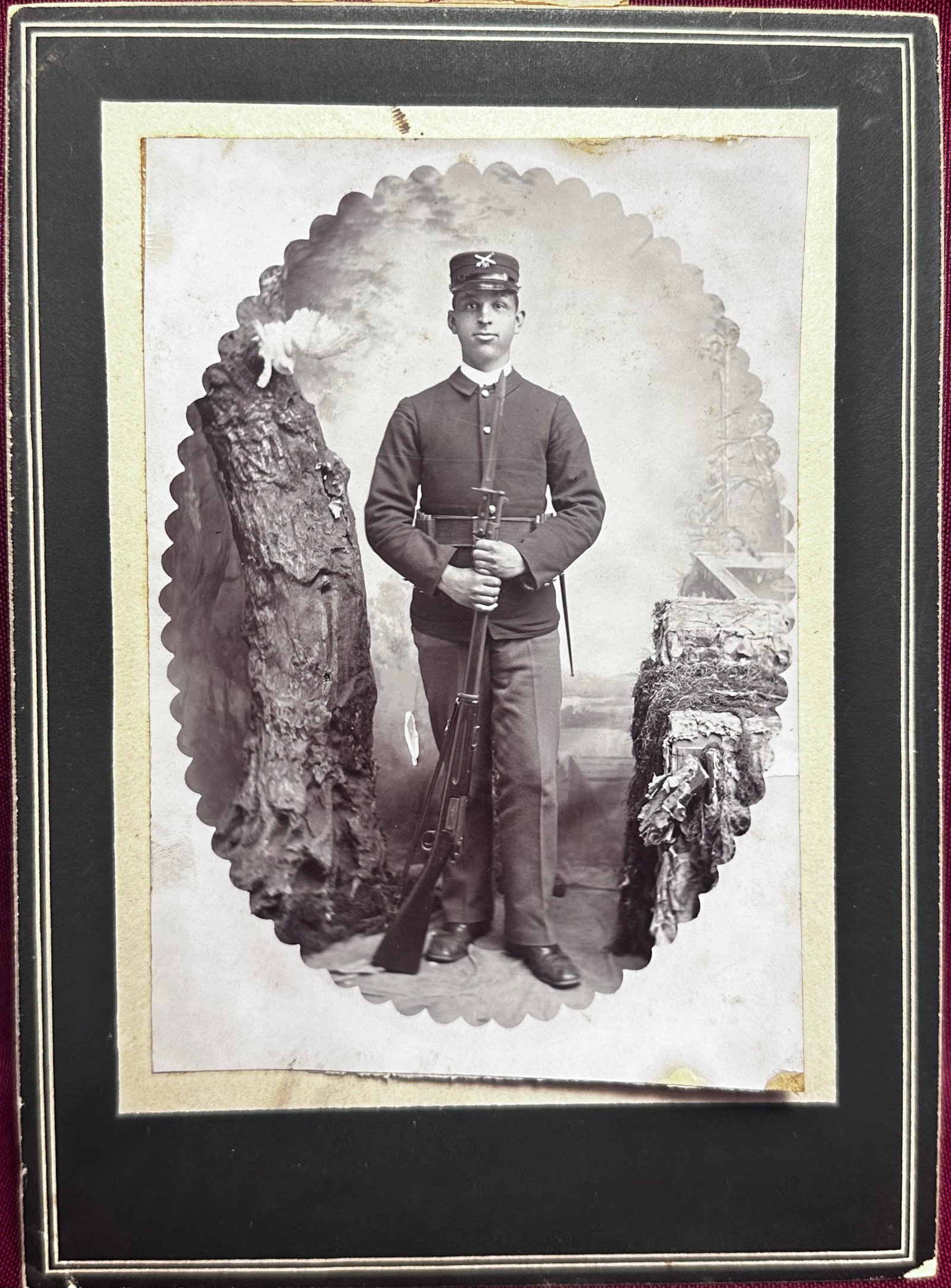 Early Photograph of Soldier Holding Gun with Bayonet: Early Photograph of Soldier Holding Gun with Bayonet