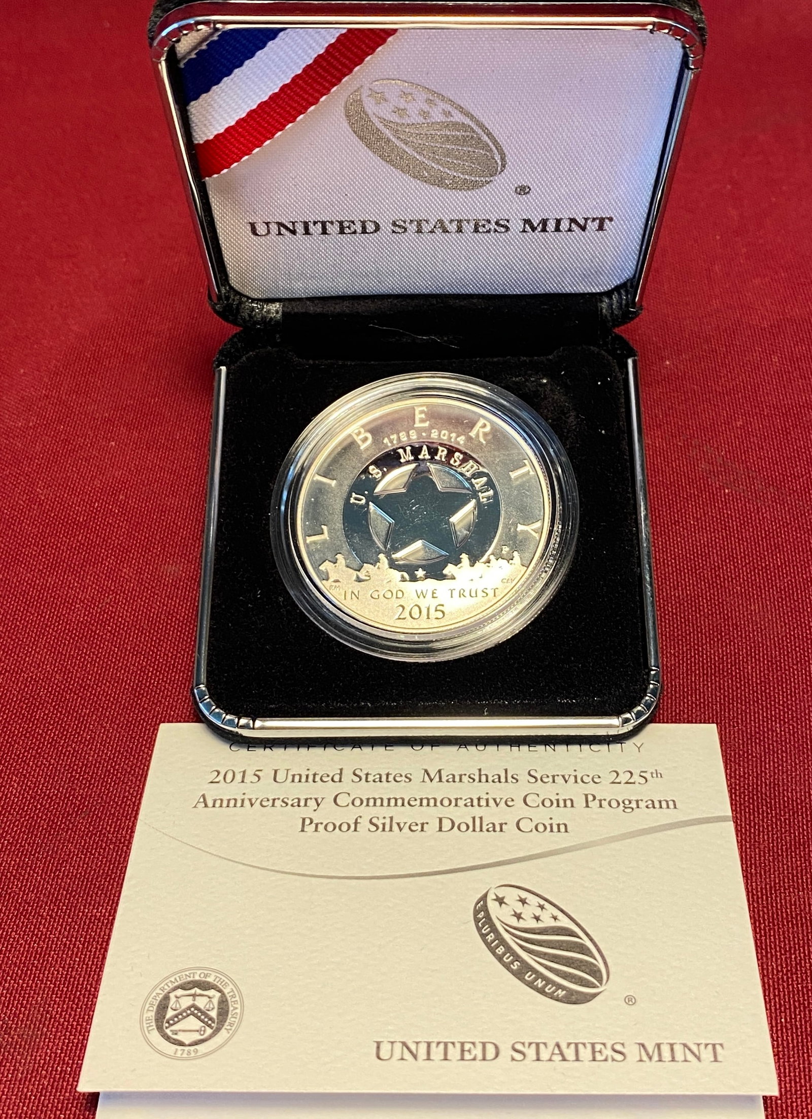 2015 U.S. Marshals Commemorative Silver Dollar (1 of 4)