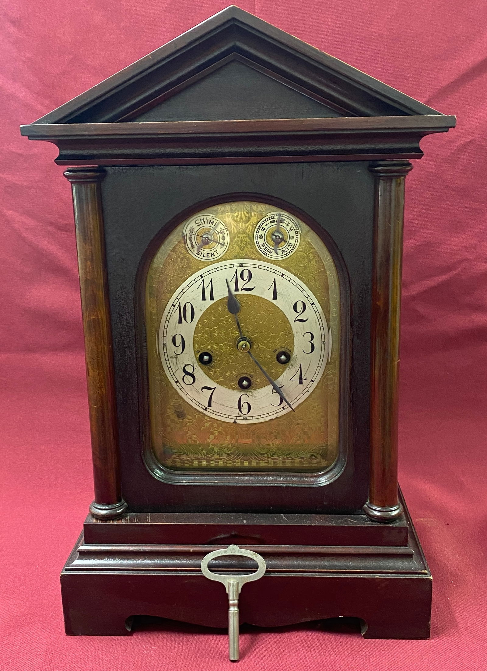 Antique Mantle Clock with Key (1 of 10)
