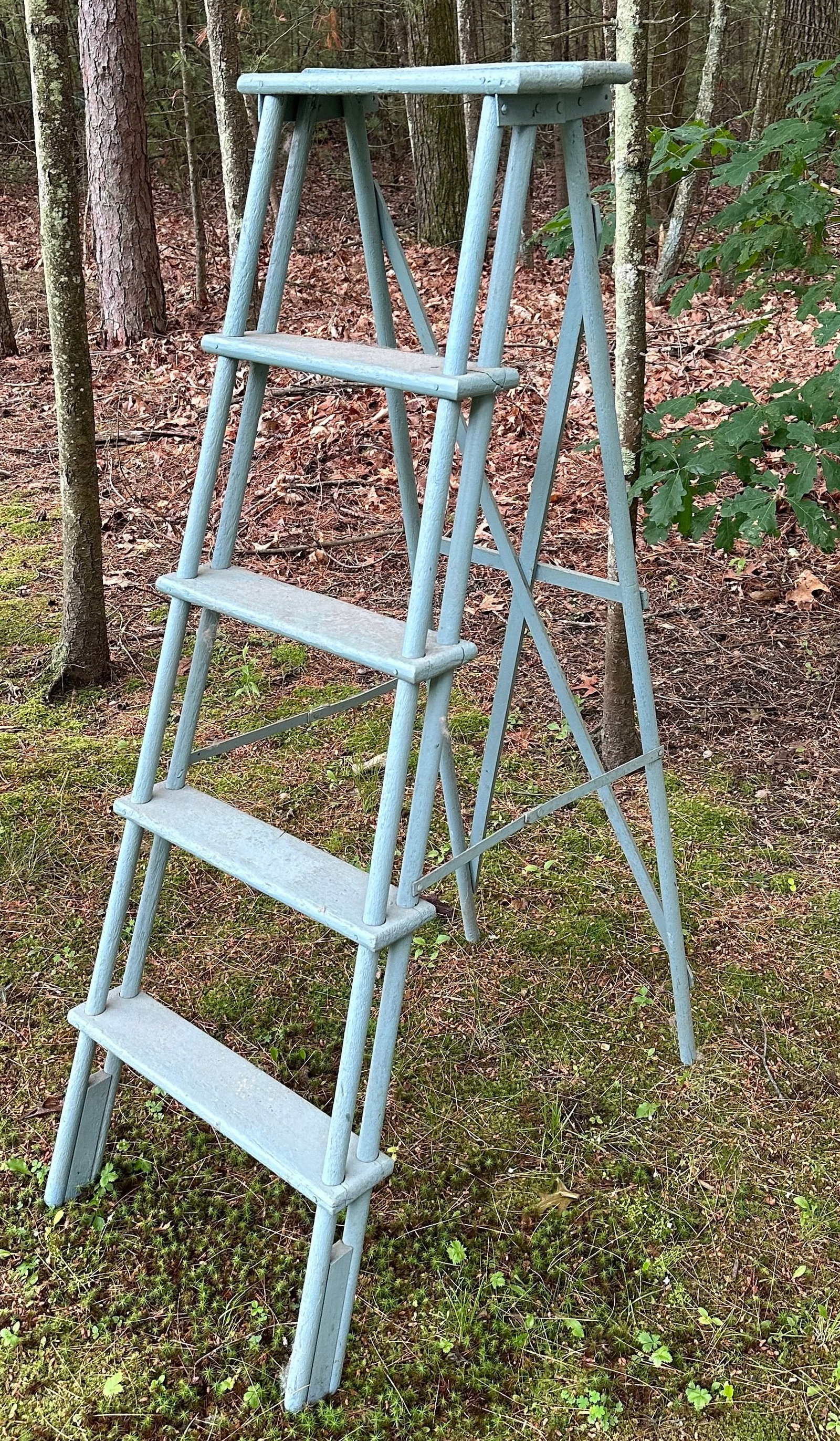 Old Aqua Blue Painted 5' Wooden Ladder: Old Aqua Blue Painted 5' Wooden Ladder