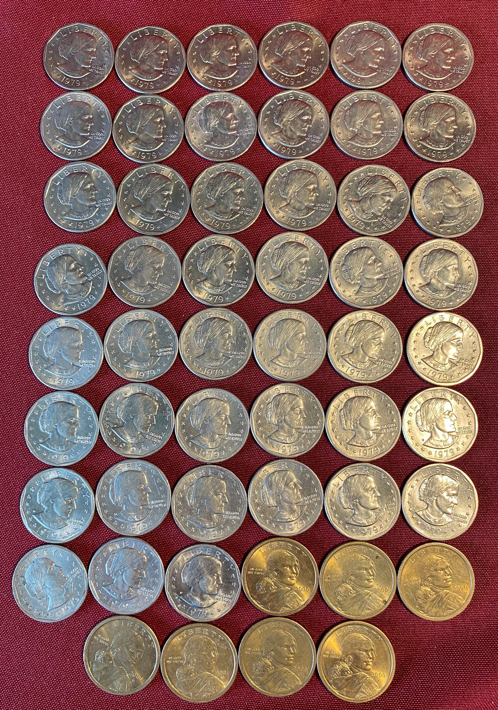 Approximately Fifty Susan B Anthony & Presidential Dollars: Approximately Fifty Susan B Anthony & Presidential Dollars